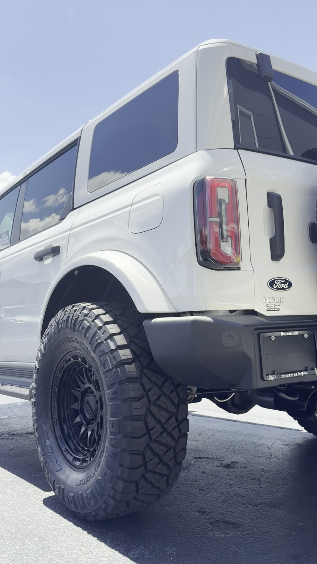 Video of a custom Ford Bronco built by Bozard Built in St. Augustine